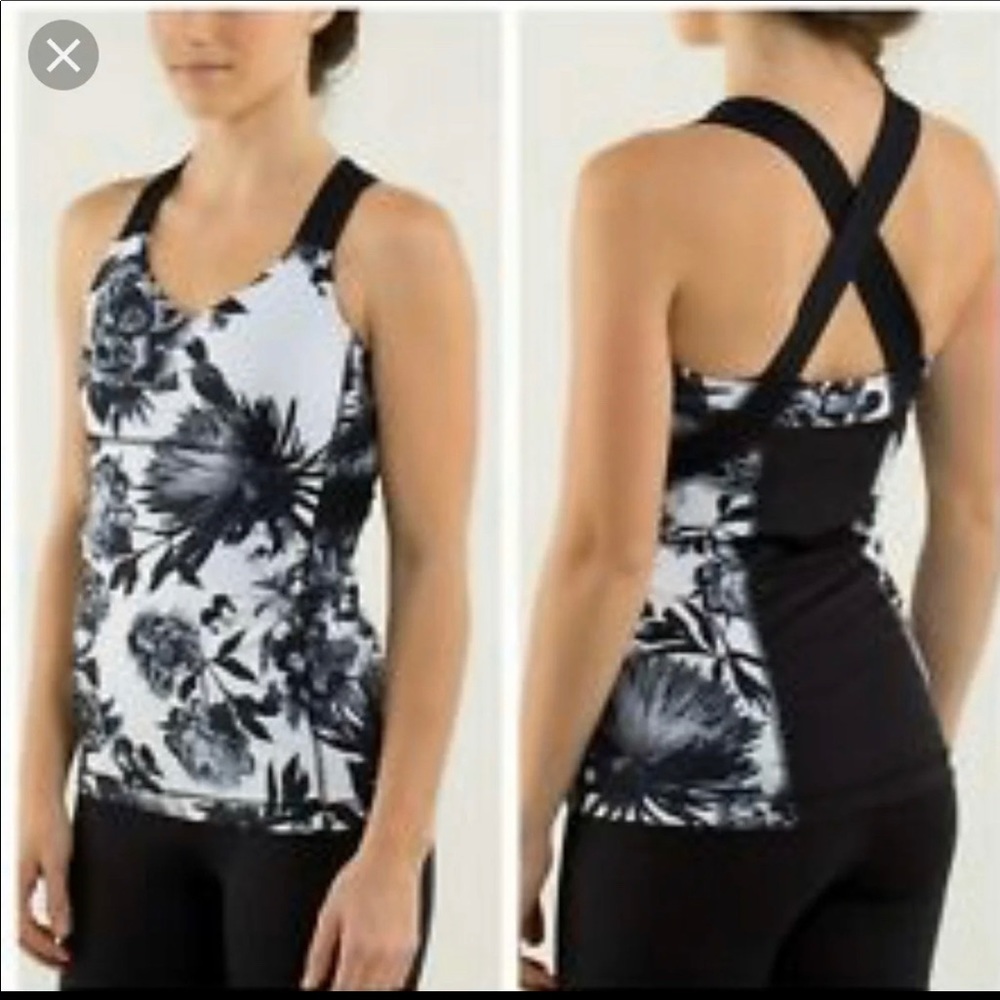 Lululemon size 6